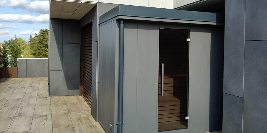 UN ANGOLO DI BENESSERE ALL'ARIA APERTA: LA SAUNA OUTDOOR UN ANGOLO DI BENESSERE ALL'ARIA APERTA: LA SAUNA OUTDOOR