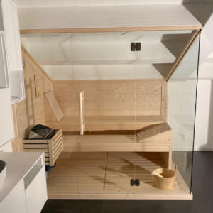 SAUNA IN LEGNO DI ABETE CON VETRATA PANORAMICA