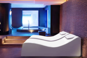 CHAISE LONGUE IN PELLE NAUTICAMASSIMA COMODITA’ GRAZIE ALLA SUA FORMA