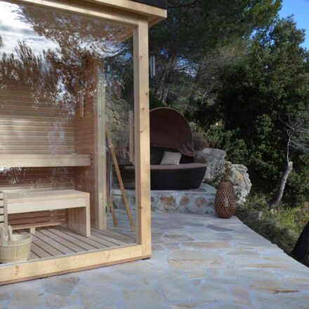 SAUNA IN LEGNO CON VETRATA PANORAMICA