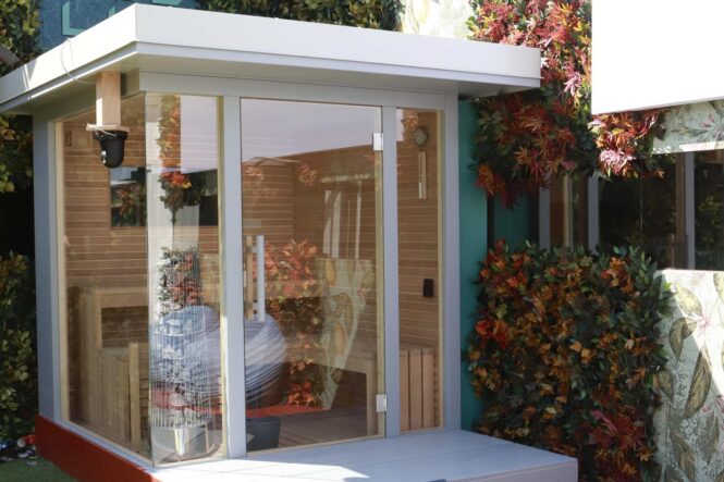 SAUNA DA ESTERNO IN LEGNO DI PERO E OKUME'