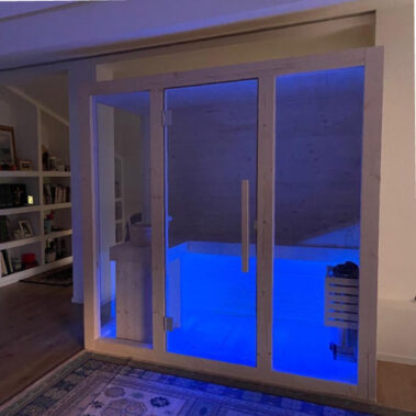 SAUNA IN LEGNO DI ABETE CON CROMOTERAPIA INTEGRATA