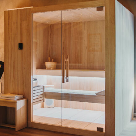 SAUNA INDOOR IN LEGNO DI PERO ORIENTALE