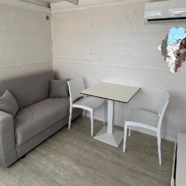 INTERNO DI CASETTA RELAX