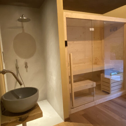 SAUNA DA INTERNO IN ABETE DI DESIGN