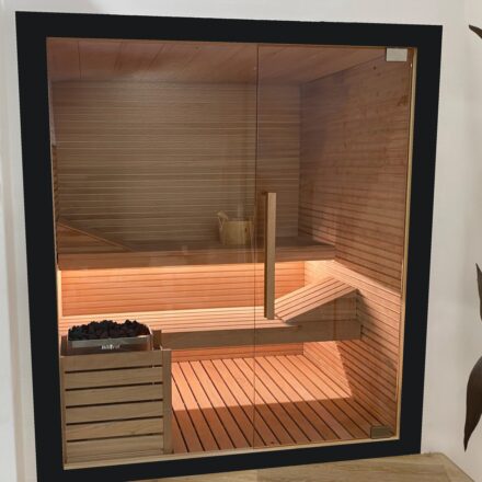 SAUNA KAZAKISTAN IN OKUME' CM 200 X 150 PER 2-3 PERSONE CON PARTICOLARE CORNICE ESTERNA NERA