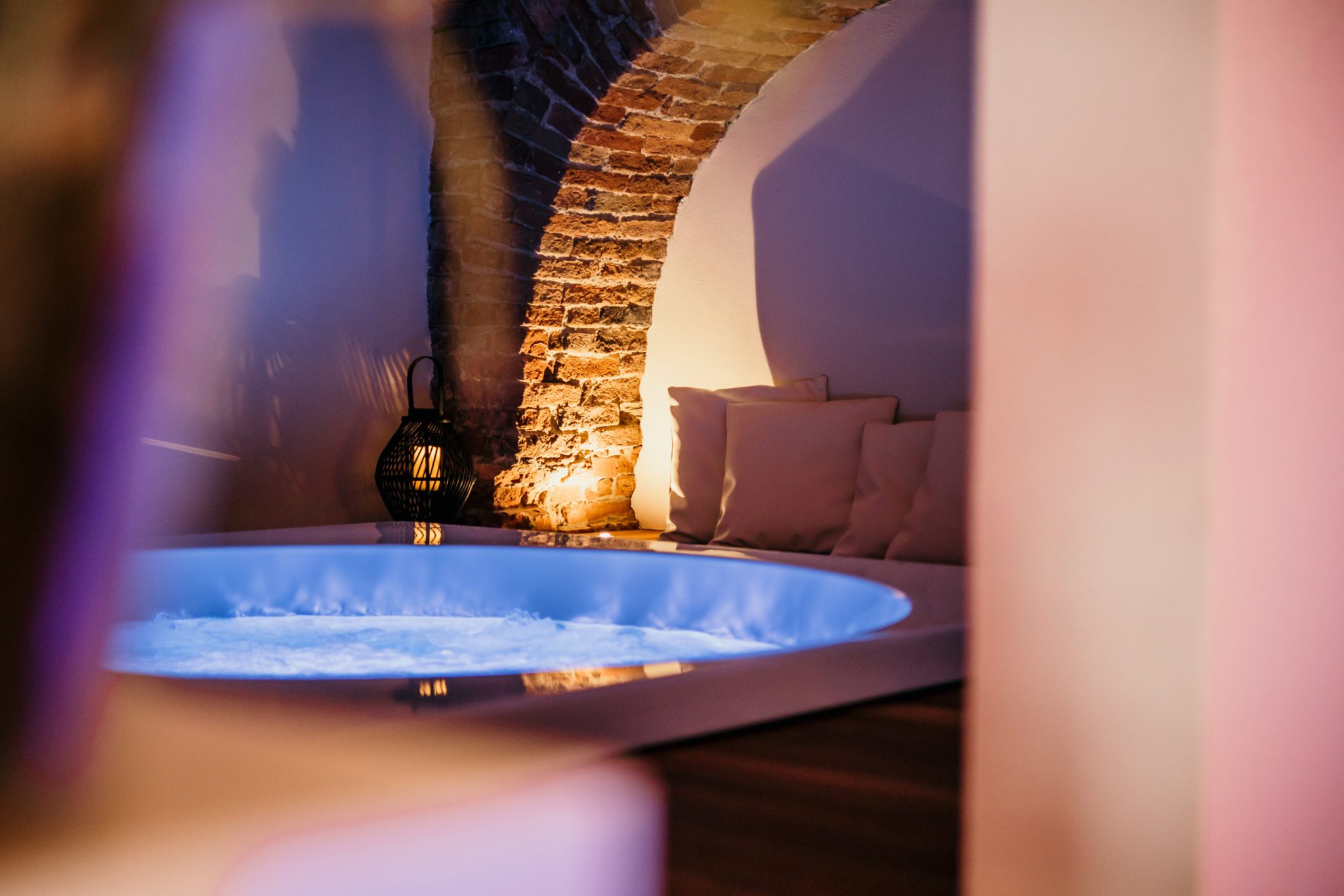 MINIPISCINE, VASCHE IDROMASSAGGIO, HOT & ICE TUBS