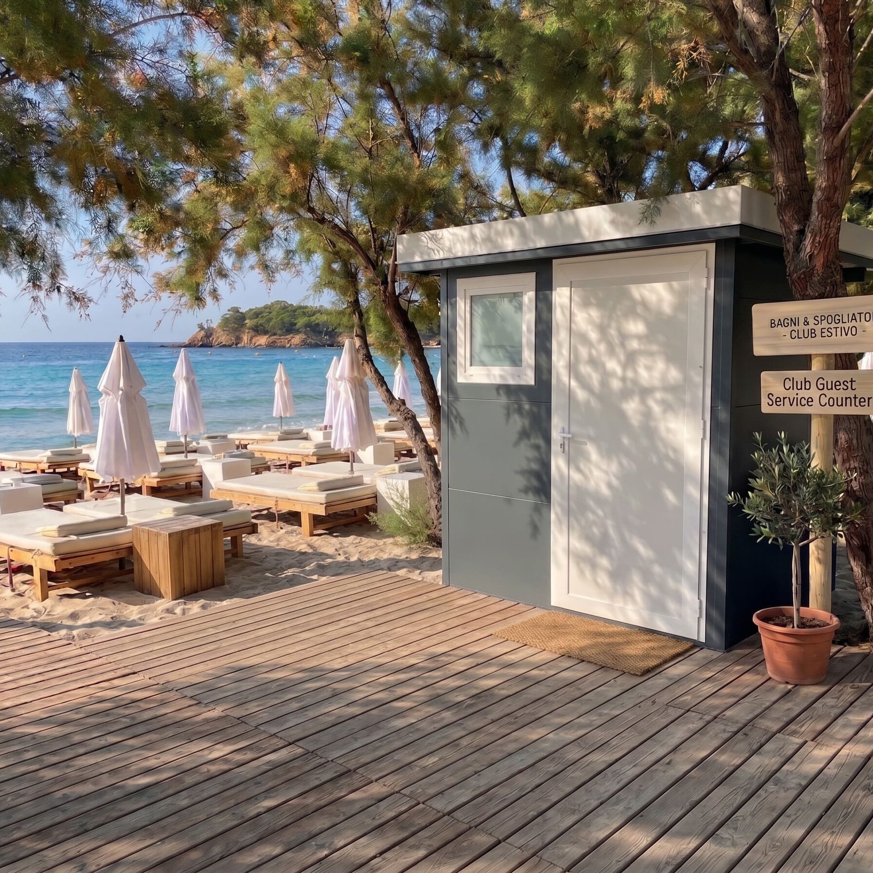 Bagni da esterno e cabine spogliatoio
